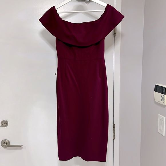 Babaton Ruslan Dress in burgundy - Picture 3 of 8